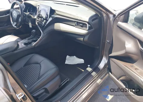 2021 Toyota Camry Se z USA, uszkodzony, nr VIN 4T1G11AK2MU454794